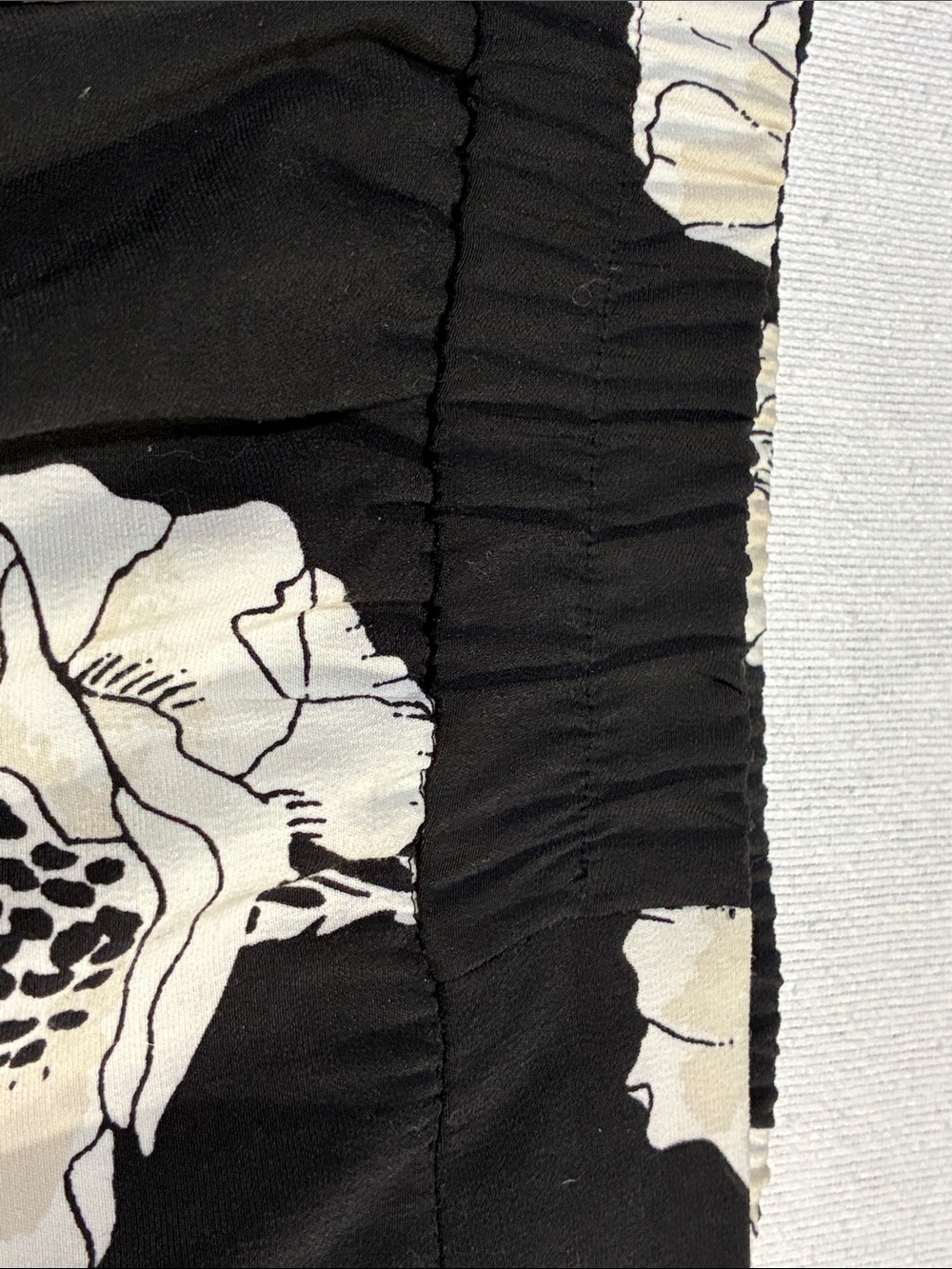 Girls' Black Floral Wide-Leg Pants - Picture 8 of 14